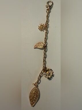 Gold Leaf & Flower Charm